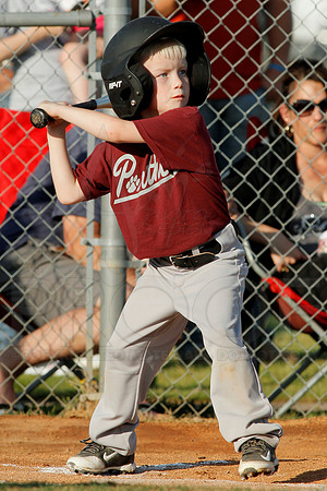Panthers @ Mets 5-6 year old baseball 4-22-2014 (© Justin Manning) JWM_0048