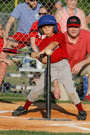 Phillies vs. Razorbacks 5-6 year old baseball 6-3-2014 (© Justin Manning) JWM_0212