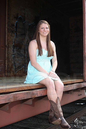 Collin & Makayla Senior pics 4-14-13 (© Justin Manning) JWM0249