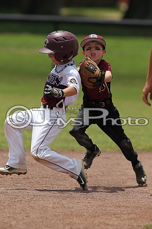 Benton (Cobb) vs. Benton (Jackson) Cal Ripken t-ball All-Stars 7-11-2015 (©Justin Manning) JWM_0061