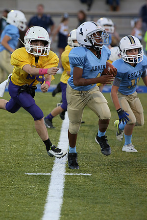 Catholic @ Pulaski Academy (Peewee) 10-14-2014 (©Justin Manning) JWM_0021