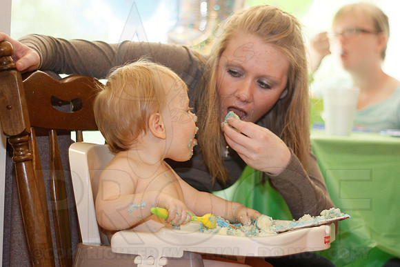 Kaleb's 1st birthday party 10-21-12 (Justin Manning)0053