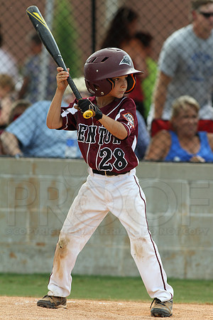 Benton-Midkiff vs. Bryant-Griffin 8 year old (Cal Ripken) 7-20-2014 (©Justin Manning) JWM_023