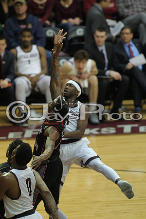 Louisiana Lafayette @ Arkansas-Little Rock Men's Basketball 1-7-2016 (©Justin Manning) JWM_0693