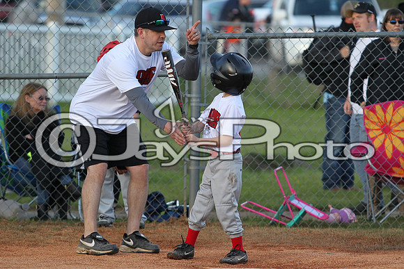 Bomb Squad vs Tigers 6-7 year old (Pitching Machine) 4-27-2015 (©Justin Manning) JWM_0052