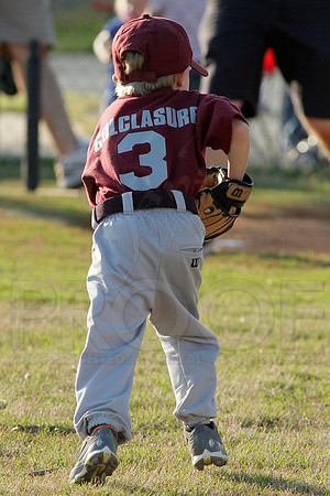 Panthers @ Mets 5-6 year old baseball 4-22-2014 (© Justin Manning) JWM_0183