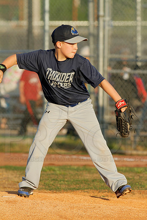 Thunder vs. A's 9-10 year old baseball 4-22-2014 (© Justin Manning) JWM_0074