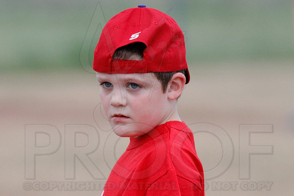 Phillies vs. Razorbacks 5-6 year old baseball 4-3-2014 (© Justin Manning) JWM_0277