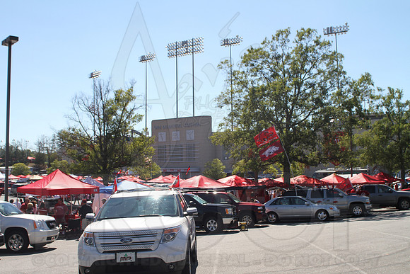 ULM @ Arkansas 9-8-12 (Justin Manning)027