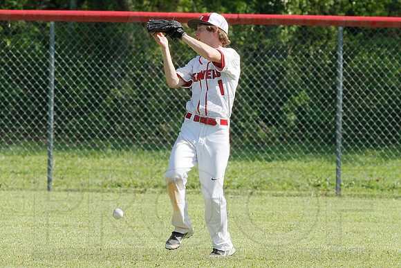 Mayflower @ Glen Rose baseball (Senior Night) 4-22-2014 (© Justin Manning) JWM_0079