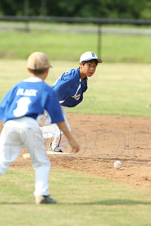 Benton-Midkiff vs. Bryant-Griffin 8 year old (Cal Ripken) 7-20-2014 (©Justin Manning) JWM_279