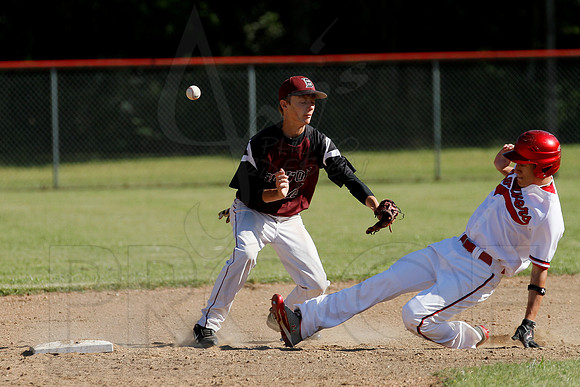 Benton (Freshman) @ Glen Rose 4-23-12(Justin Manning)014