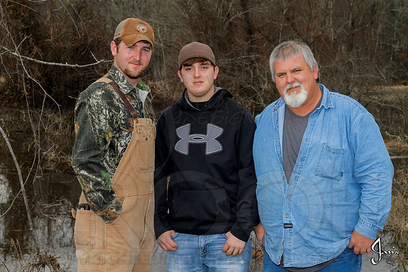 Austin Hicks senior pictures 12-29-13 (�Justin Manning) (�Justin Manning) (�Justin Manning) JWM_0060