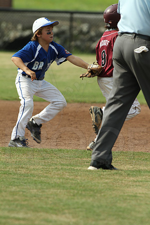 Benton-Midkiff vs. Bryant-Griffin 8 year old (Cal Ripken) 7-20-2014 (©Justin Manning) JWM_296