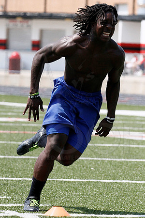 ArkansasVarsity Combine 5-26-12(Justin Manning)067