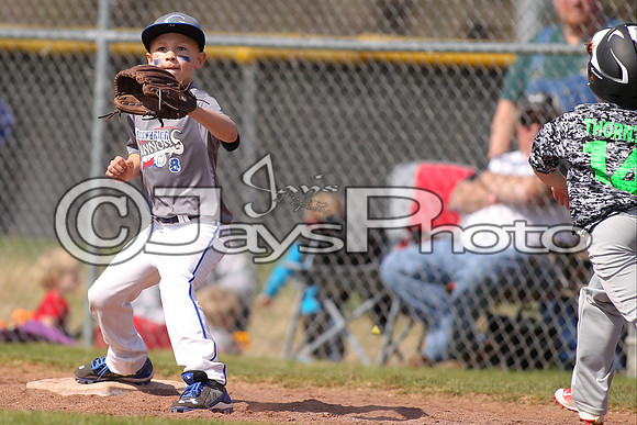 White Hall Dominators vs. Greenbrier Cannons 2-28-16 JWM_0282