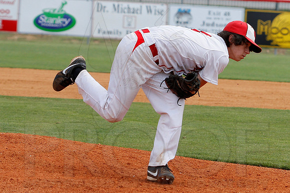 Glen Rose vs. Genoa Central 3A State 2nd Round 5-10-13 (© Justin Manning) JWM0235