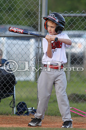 Bomb Squad vs Tigers 6-7 year old (Pitching Machine) 4-27-2015 (©Justin Manning) JWM_0036