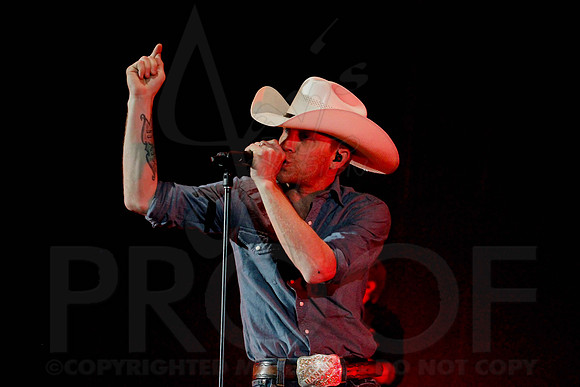 Justin Moore Concert 4-25-2014 (© Justin Manning) JWM_0592