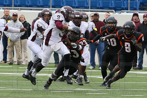 Batesville vs. Morrilton 12-14-13 (©Justin Manning) JWM_0280
