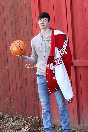 Brayden Lyons senior pictures 12-23-19_0045