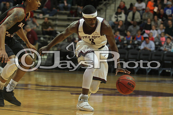 Louisiana Lafayette @ Arkansas-Little Rock Men's Basketball 1-7-2016 (©Justin Manning) JWM_0100