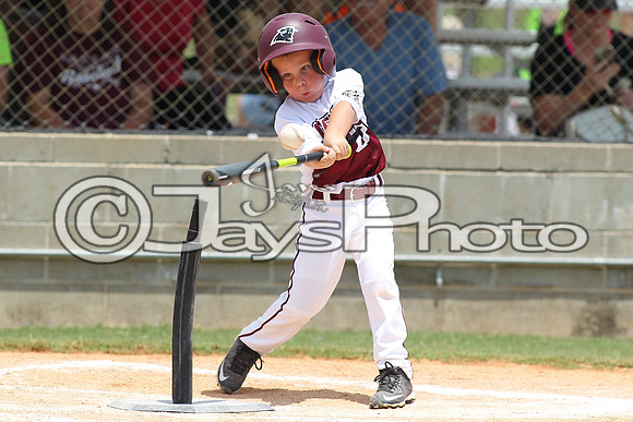Benton (Cobb) vs. Benton (Jackson) Cal Ripken t-ball All-Stars 7-11-2015 (©Justin Manning) JWM_0124