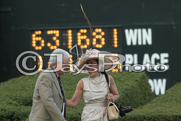 Arkansas Derby Day 4-11-2015 (©Justin Manning) JWM_2445