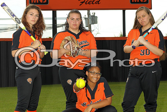 Malvern Softball Photos 4-19-17_JWM00092