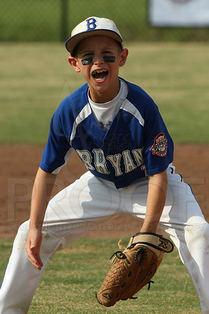 Benton-Midkiff vs. Bryant-Griffin 8 year old (Cal Ripken) 7-20-2014 (©Justin Manning) JWM_342