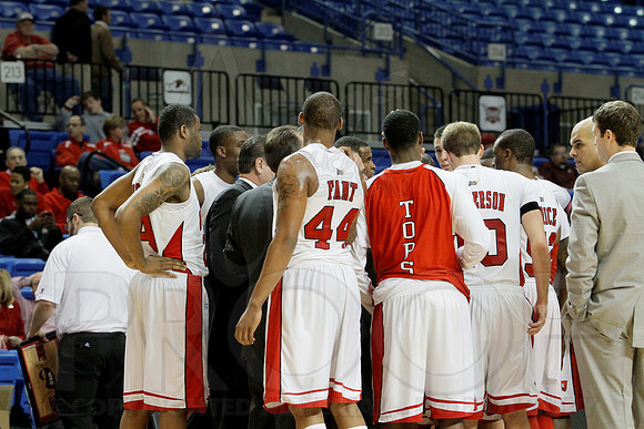 WKU vs. UL-Monroe Men's JWM0121 (©Justin Manning)