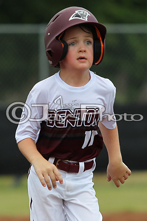 Benton (Cobb) vs. Benton 5-6 year old All-Stars 6-14-2015 (©Justin Manning) JWM_0073