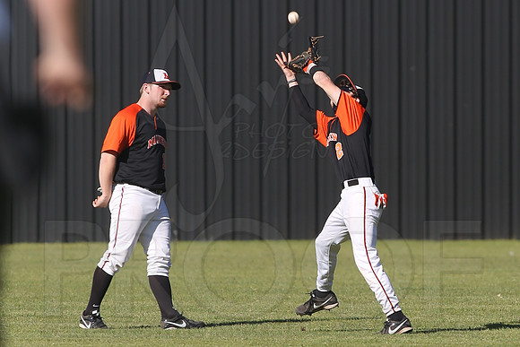 Nashville @ Malvern baseball-softball 4-12-13 JWM0141 (©Justin Manning)