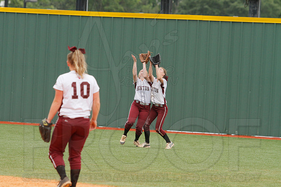 Benton vs. Russellville State Simi-Finals 5-17-2014 (© Justin Manning) JWM_0196