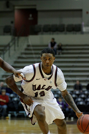 FAU @ UALR 1-24-13 (Justin Manning)0010