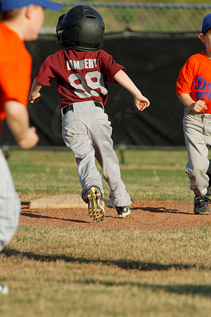 Panthers @ Mets 5-6 year old baseball 4-22-2014 (© Justin Manning) JWM_0073