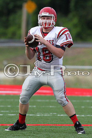 Glen Rose towel game (preseason football red-white game) 5-28-2015 (©Justin Manning) JWM_0074