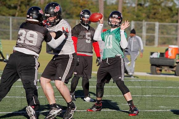 Arkansas State GoDaddy Bowl Practice (Day 2) (©Justin Manning) JWM_0242