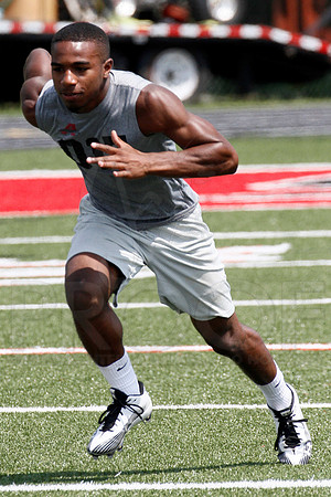 ArkansasVarsity Combine 5-26-12(Justin Manning)031