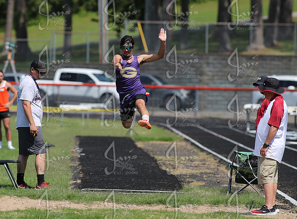 2A Region 8 District Track Meet 4-28-25_JWM_0130