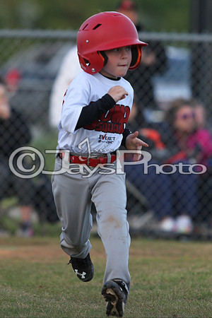 Bomb Squad vs Tigers 6-7 year old (Pitching Machine) 4-27-2015 (©Justin Manning) JWM_0017