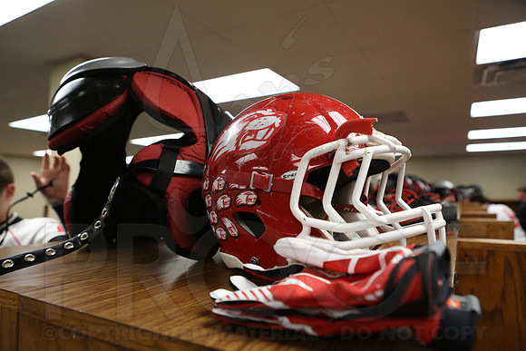 Glen Rose vs. Charleston 12-21-13 (©Justin Manning) (©Justin Manning) JWM0052 0052