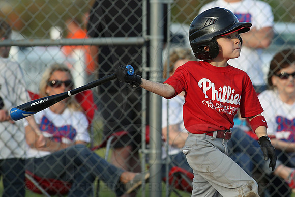 Phillies vs. Bomb Squad 4-10-14 4-10-2014 (© Justin Manning) JWM_0156