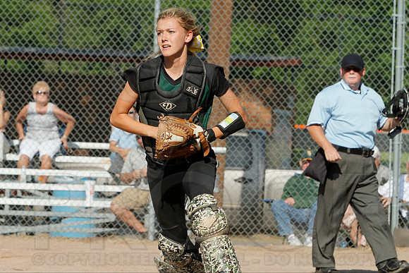 Ouachita @ Malvern Softball 5-6-2014 (© Justin Manning) JWM_0083