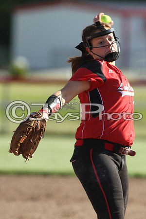 Bauxite @ Harmony Grove softball 4-21-2015 (©Justin Manning) JWM_0307
