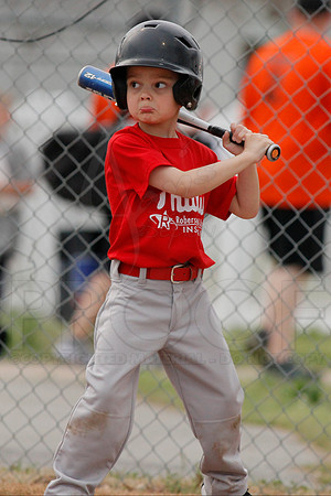 Phillies vs. Razorbacks 5-6 year old baseball 4-3-2014 (© Justin Manning) JWM_0162
