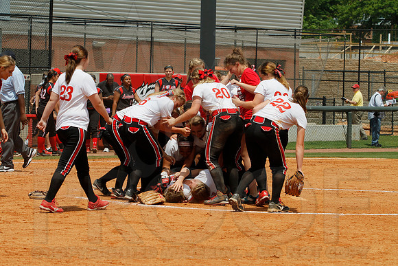 4A State Finals Softball Mena vs. Brookland 5-24-2014 (© Justin Manning) JWM_0472