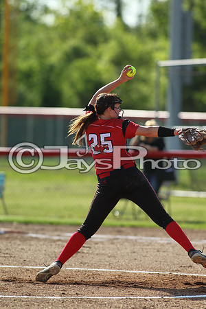 Bauxite @ Harmony Grove softball 4-21-2015 (©Justin Manning) JWM_0216