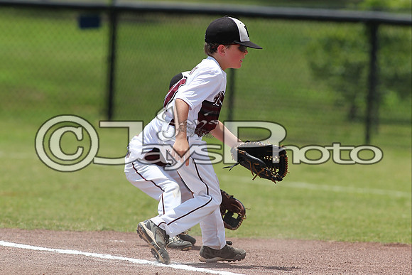 Benton (Cobb) vs. Benton (Jackson) Cal Ripken t-ball All-Stars 7-11-2015 (©Justin Manning) JWM_0018