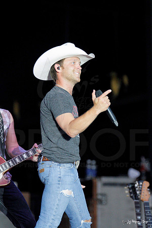 Justin Moore Concert 8-4-12(Justin Manning)100